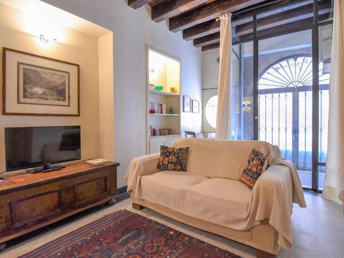Sotoportego Venier By Interhome * Venise
